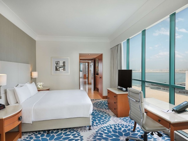 фото Hilton Dubai Jumeirah (ex. Hilton Dubai Jumeirah Beach) изображение №14