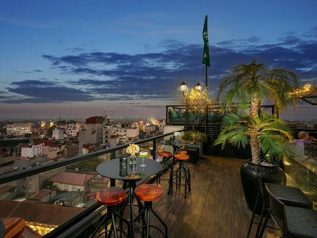 фотографии La Mejor Hotel & Sky Bar изображение №12