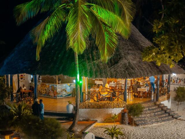 фото отеля Tiki Beach Club & Resort (ex. Palm Tree Resort; Sherekea) изображение №33