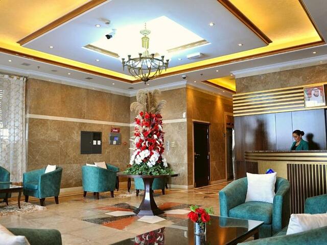 фотографии Care Holiday Homes Al Barsha Heights изображение №12