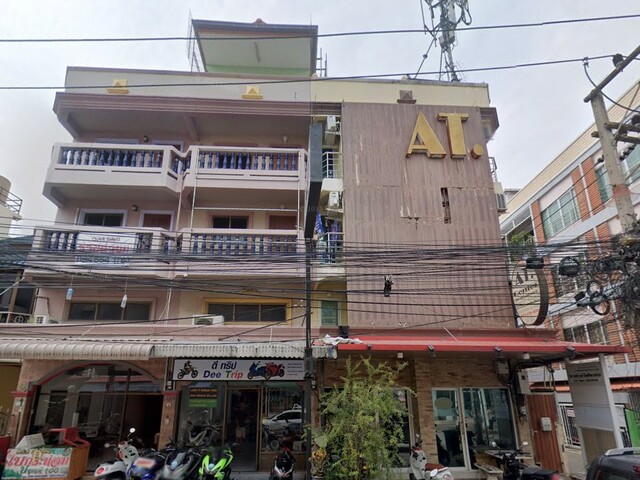 фото отеля AT.Center Guest House And Motorbike Pattaya изображение №1