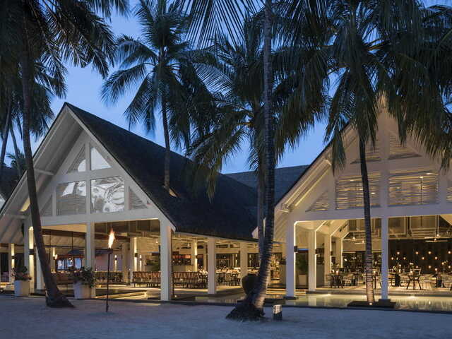 фото Four Seasons Resort at Landaa Giraavaru изображение №10