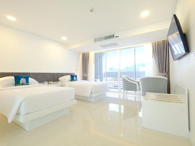 фото Andaman Beach Suites изображение №10