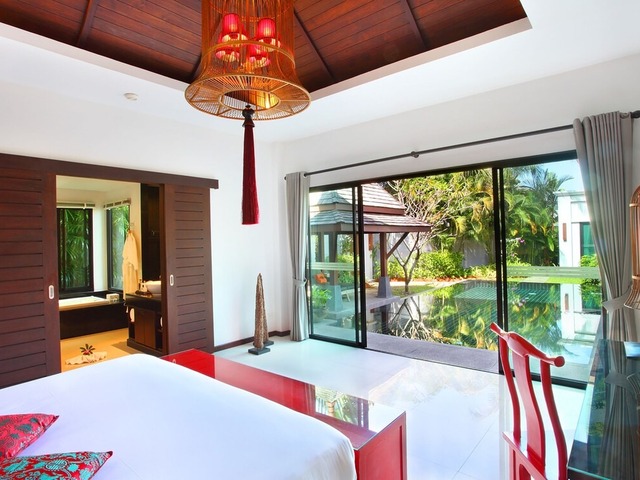 фотографии отеля The Bell Pool Villa Phuket изображение №7