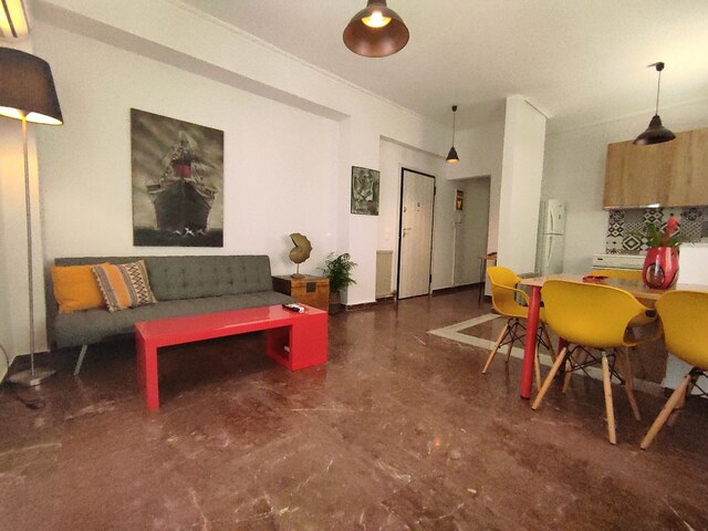 фото Acropolis Living Room изображение №10