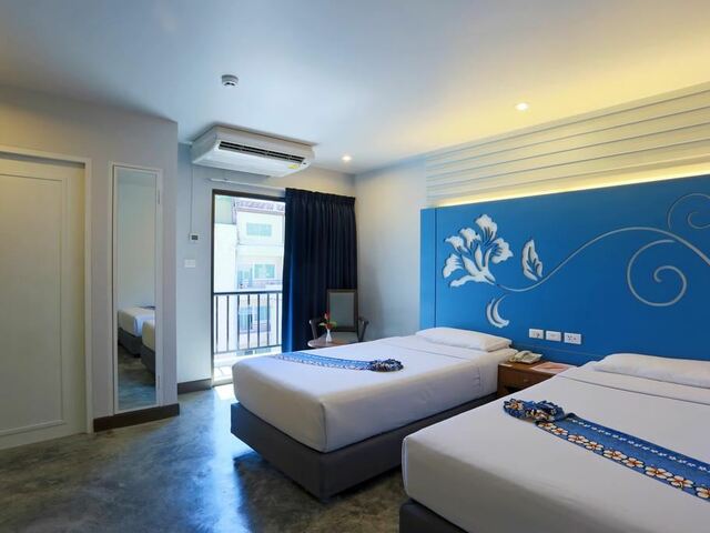 фото отеля Days Inn By Wyndham Patong Beach Phuket (ex. Aloha Villa) изображение №17