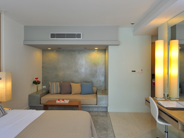 фото отеля Ramada By Wyndham Phuket Southsea (ex. Felix Karon) изображение №5