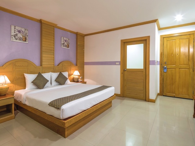 фотографии Azure Phuket (ex. Sun Shine Patong Hotel, Sunshine Resort Phuket) изображение №28