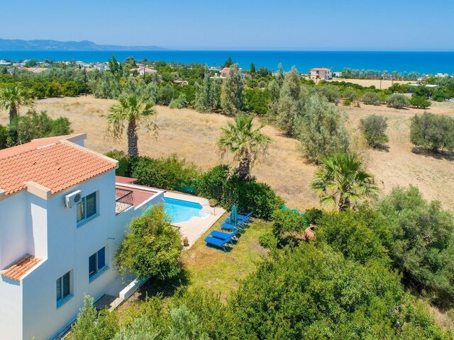 фото отеля Argaka Sun Tessera Large Private Pool Walk To Beach Sea Views A C Wifi - 2841 изображение №9