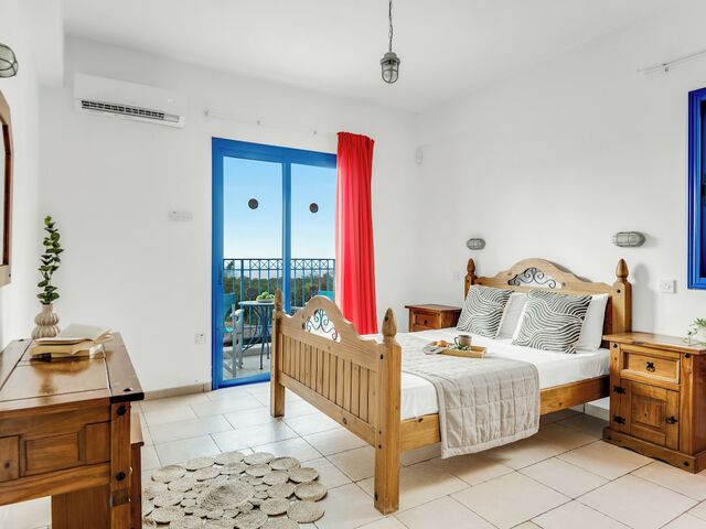 фото отеля Sanders Azzurro - Enchanting 3-bedroom With Private Pool изображение №49