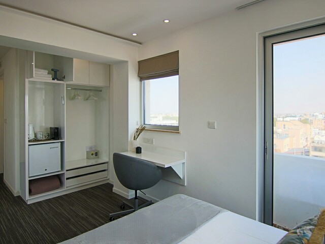 фото Phaedrus Living Luxury Suite Nicosia 510 изображение №14