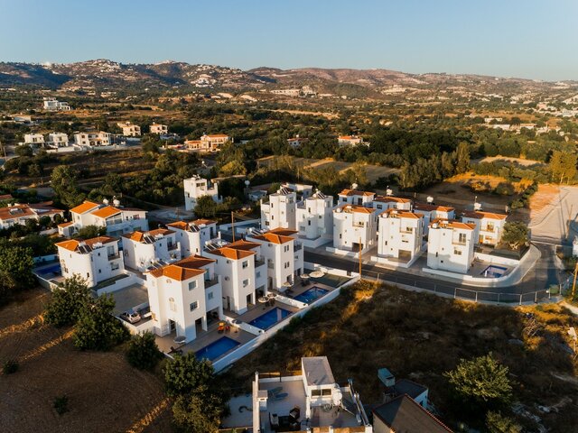 фото отеля Stunning With Private Pool In The Sunsets Of Cyprus All Yours  изображение №9