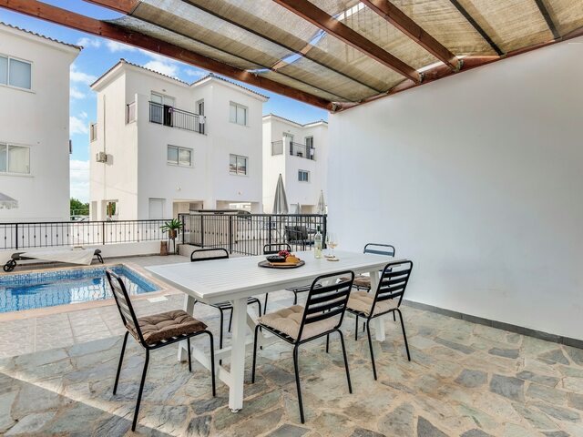 фото отеля Gorgeous With Private Swimming Pool In The Cypriot Sunsets All Yours изображение №21