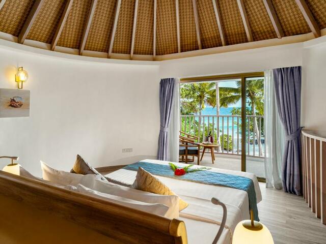 фото Bandos Maldives (ex. Bandos Island Resort & Spa) изображение №6