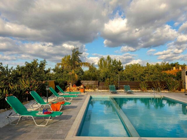 фото отеля Villa Adonis Large Private Pool Walk To Beach изображение №25
