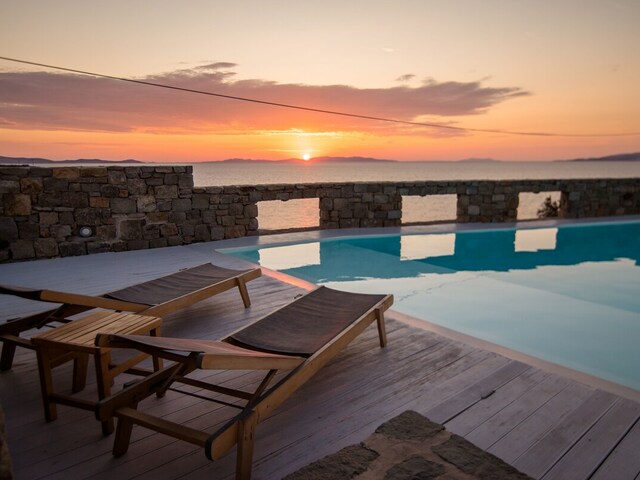 фотографии отеля 180° View Private Pool Villa Choulakia To Enjoy Sun Kissing Sea изображение №19