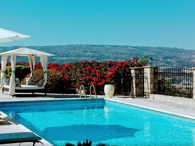 фото отеля Private Villa, Sea Views, Outdoor Bar, Heated Pool изображение №1