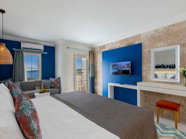 фото отеля Holiday Inn Resort Bodrum (ex. Larissa Bodrum View Resort; Bodrum Bay Resort) изображение №9