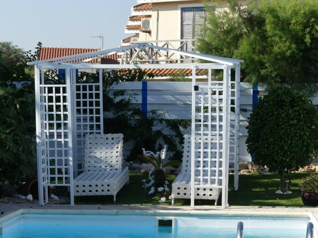 фото Greek Island Style 2 Bedroom Villa With Pool изображение №6