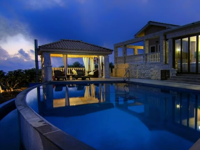 фото Elegant Huge Villa Large Pool, Ideal For Weddings изображение №6