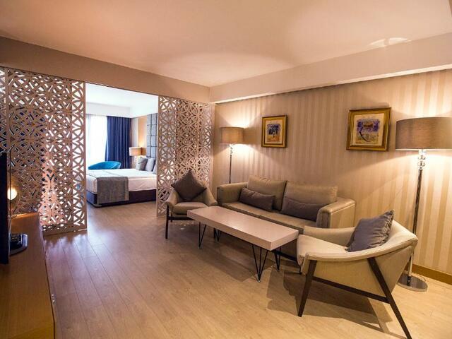 фото отеля Zimmer Bosphorus (ex. Anjer Hotel Bosphorus; Nixon Bosphorus Dry) изображение №29