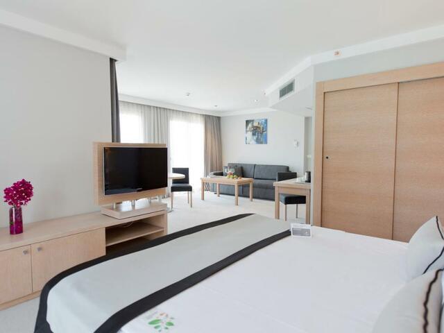 фото отеля Ramada Resort By Wyndham Bodrum изображение №17