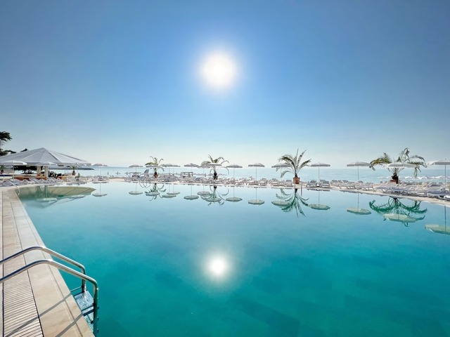 фото отеля Moko Beach By Grifid - Ultra All Inclusive изображение №1