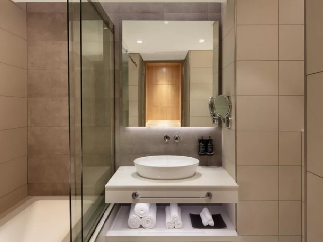 фото Holiday Inn Dubai Business Bay изображение №2