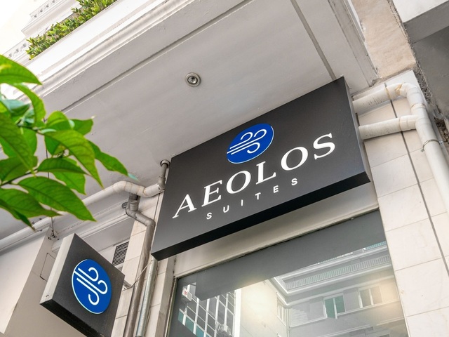 фото отеля Aeolos Luxury Suites изображение №1