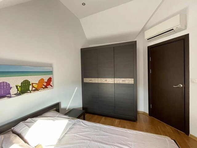 фотографии Stunning 2-Bed Apartment In Sea Resort Varna изображение №12