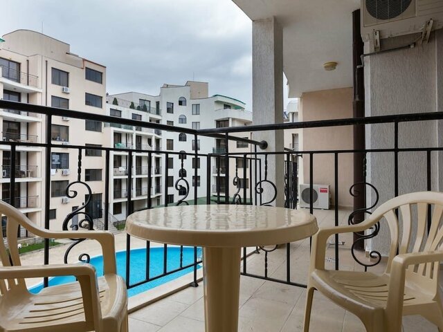 фото Studio With Balcony And Pool View изображение №10