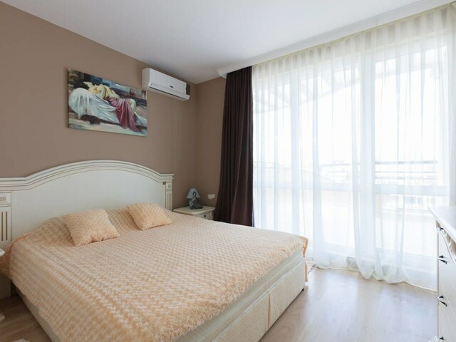 фото Two Bedroom Apartment With Large Balcony изображение №18