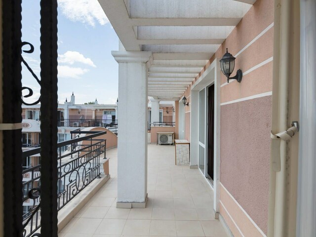 фото Two Bedroom Apartment With Large Balcony изображение №14