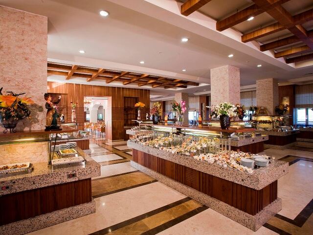 фото отеля Crystal De Luxe Resort & Spa изображение №5