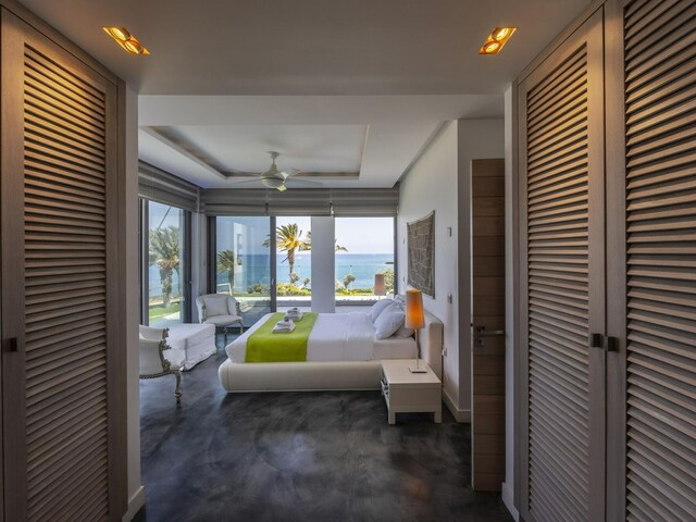 фотографии Beachfront Dream Villa изображение №40