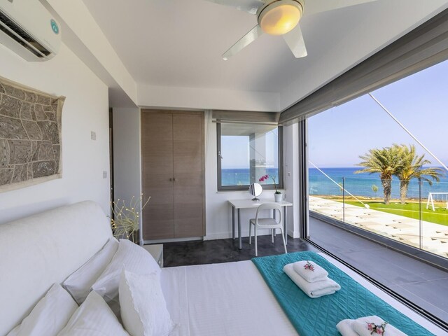 фото Beachfront Dream Villa изображение №10