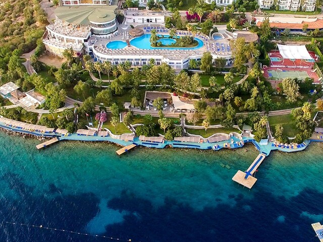 фотографии Bodrum Holiday Resort & Spa (ex. Majesty Club Hotel Belizia) изображение №4