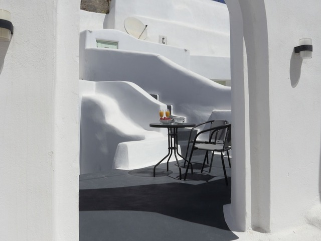 фотографии отеля Church & Cave - Santorini Private Residences изображение №31