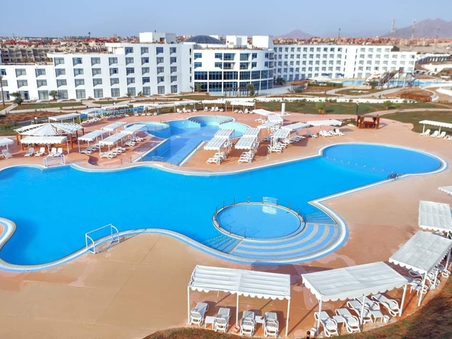 фото отеля Amarina Sun Resort & Aqua Park (ex. Raouf Hotels International - Sun) изображение №1