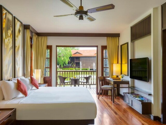 фото Meritus Pelangi Beach Resort & Spa изображение №2