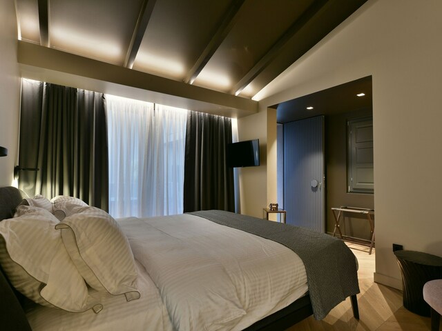 фотографии отеля Nikiou Suites Luxury Residence изображение №31