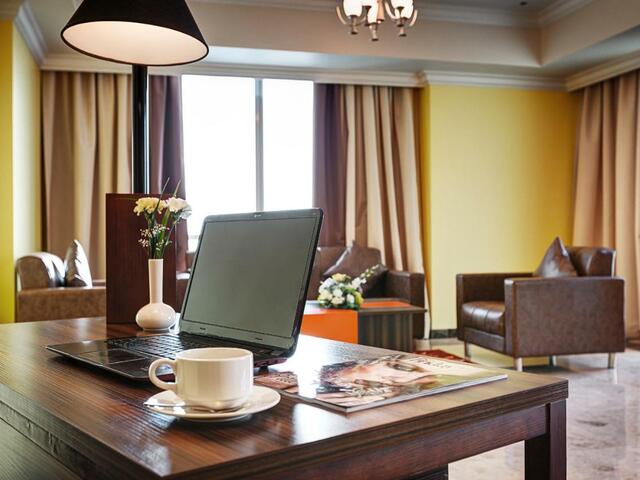 фото отеля Abidos Hotel Apartment - Dubailand изображение №9