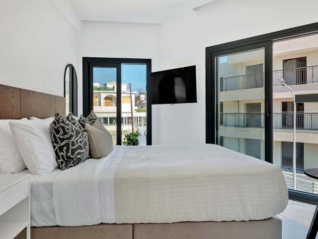фотографии отеля Phaedrus Living: Alkminis Luxury Flat Playa изображение №7