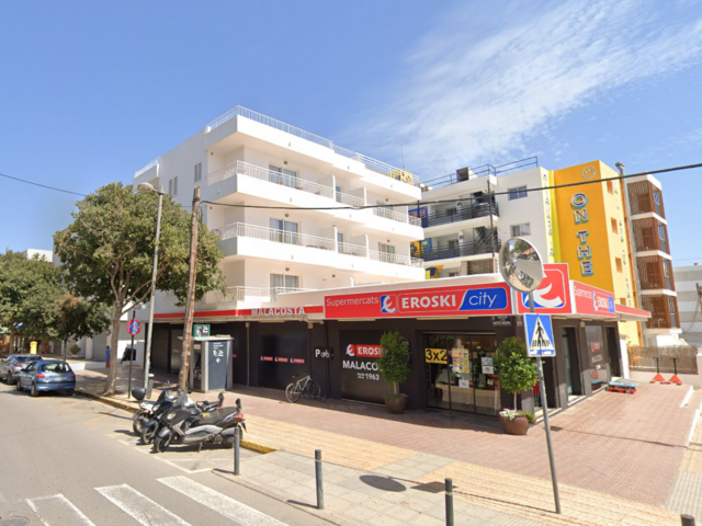 фото отеля Avenida - MC Apartamentos Ibiza изображение №1