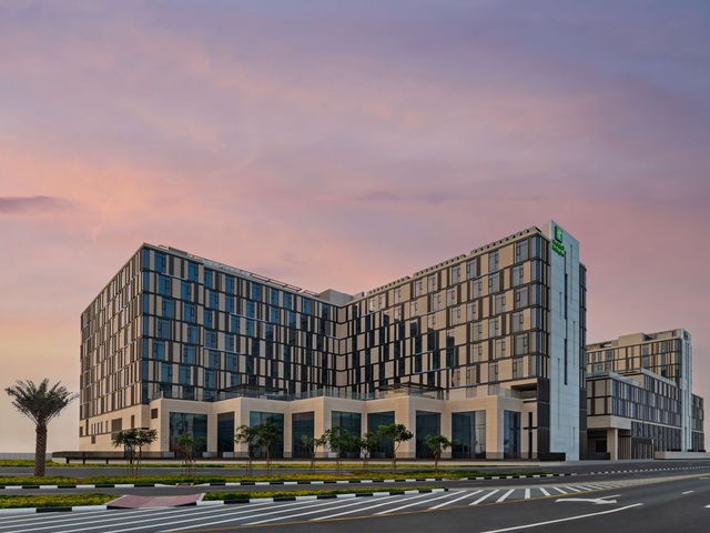фото отеля Holiday Inn Dubai Al-Maktoum Airport, An IHG изображение №33