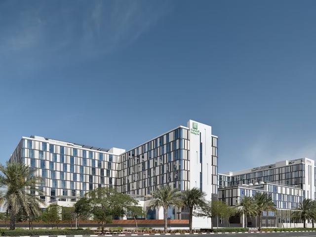 фотографии отеля Holiday Inn Dubai Al-Maktoum Airport, An IHG изображение №19