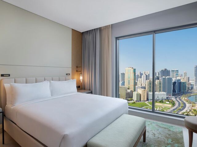фото отеля DoubleTree by Hilton Sharjah Waterfront Hotel & Residences изображение №33
