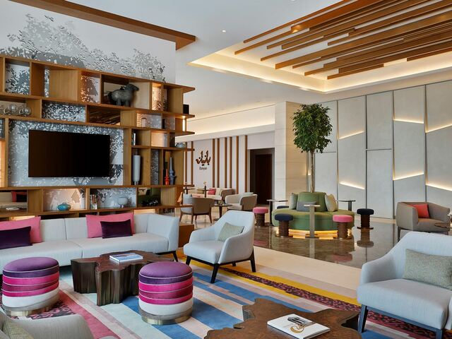 фотографии отеля DoubleTree by Hilton Sharjah Waterfront Hotel & Residences изображение №23