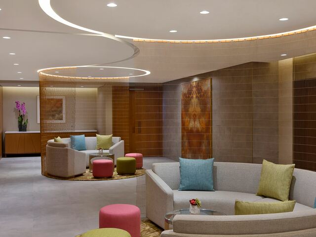 фото отеля DoubleTree by Hilton Sharjah Waterfront Hotel & Residences изображение №9