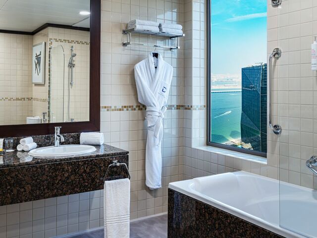 фотографии отеля Delta Hotels By Marriot, Jumeirah Beach (ex. Ramada Plaza Jumeirah Beach) изображение №15